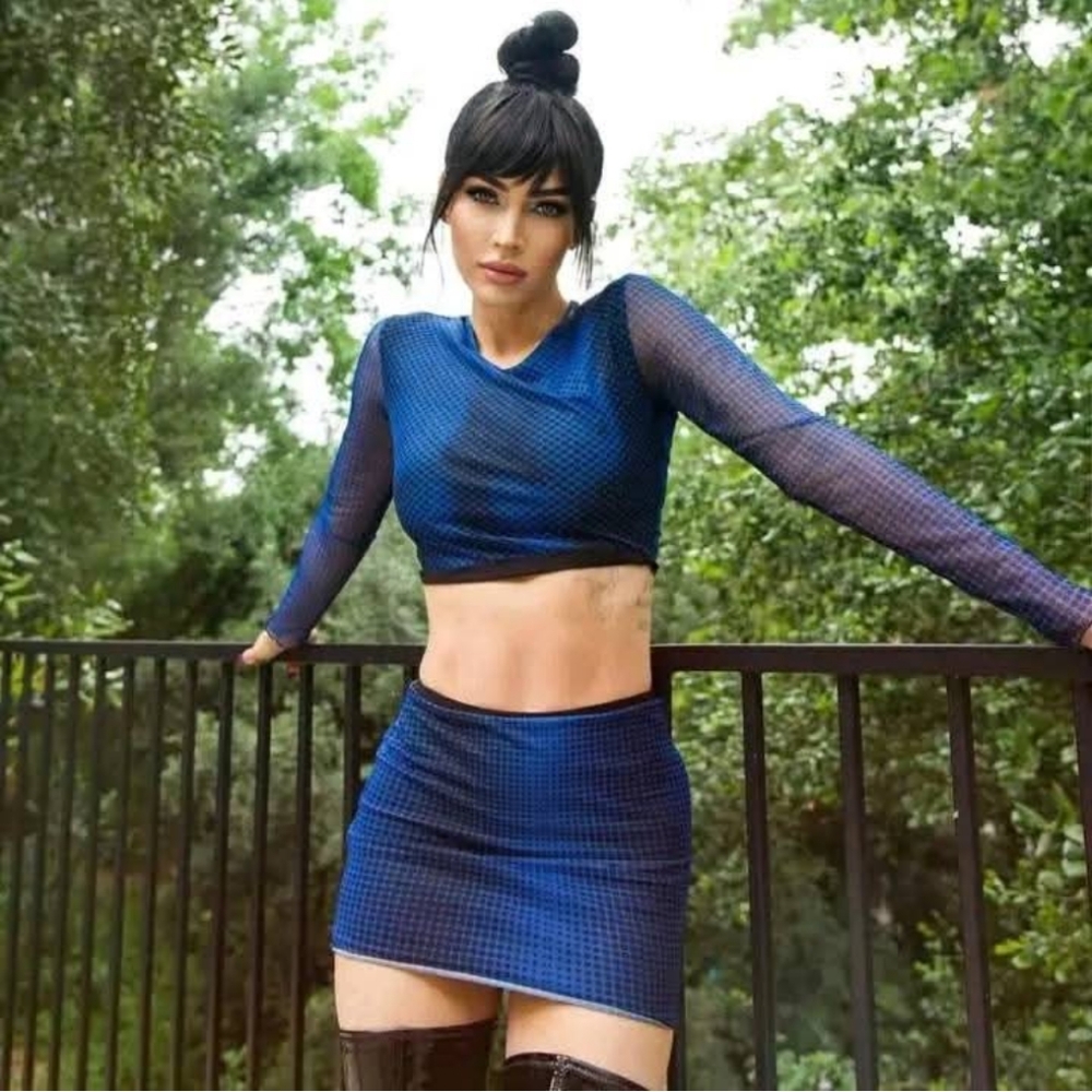 053 Edikted blue x-ray set mini skirt and cropped long sleeve mesh 💙